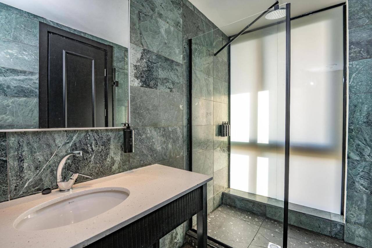 Seven Beach Tlv - By 7Even Hotels Tel Aviv Ngoại thất bức ảnh